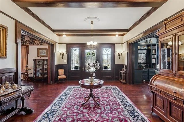Photo of 705 Griffith Avenue