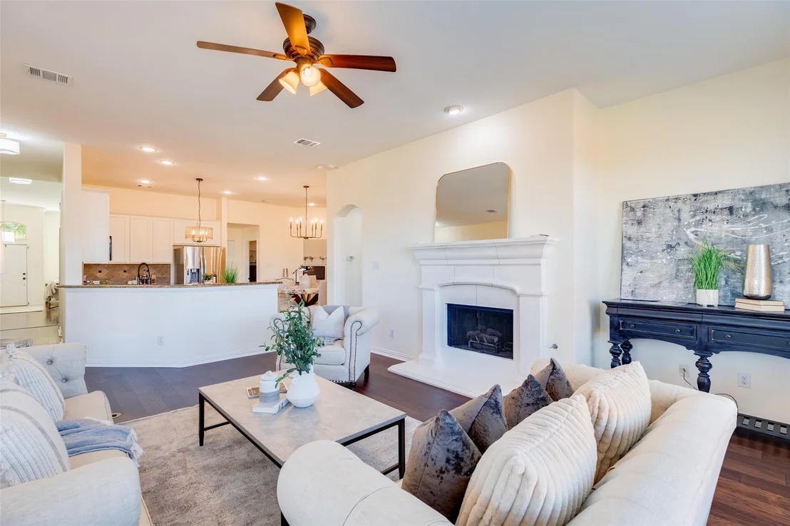 Photo of 881 Sibyl Lane