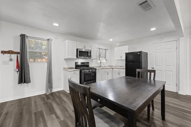 Photo of 2128 Sunnydell Drive