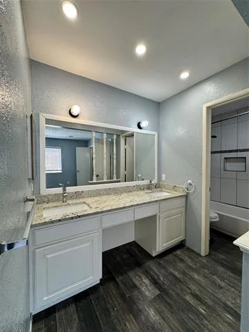 Photo of 2730 Centennial Drive