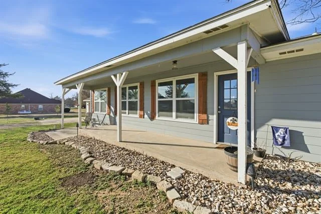Photo of 143 Mohave Drive E