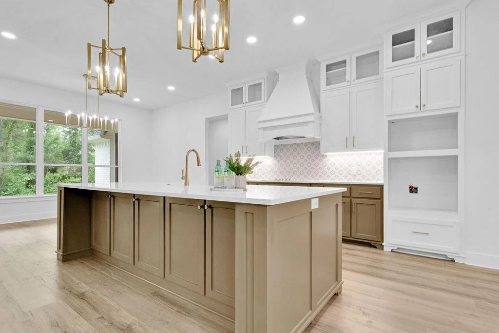 Photo of 221 Brookside Drive