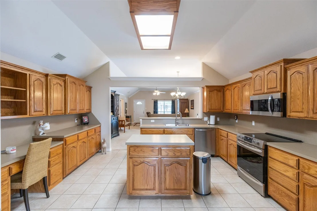 Photo of 3913 Garden Grove Lane