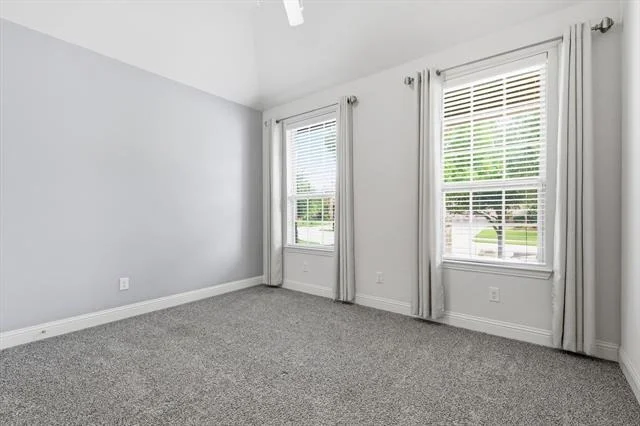 Photo of 15513 Bryant Park Avenue