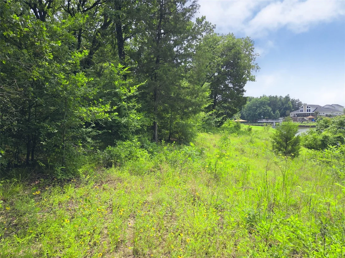 Photo of 442 Waters Edge Drive