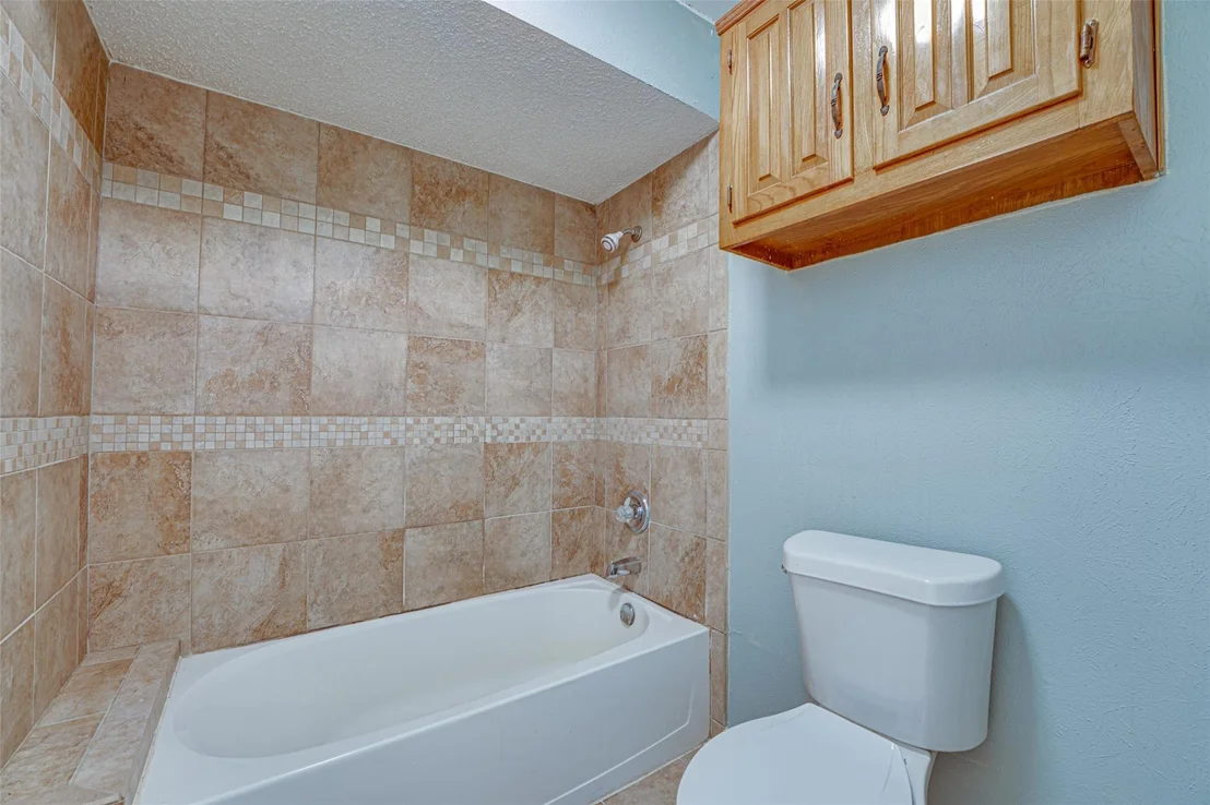 Photo of 917 Meadowgate Drive