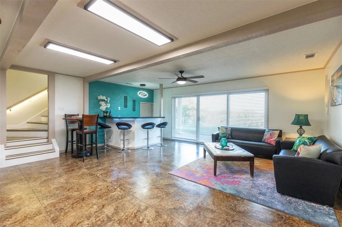 Photo of 9014 Mesa View Road