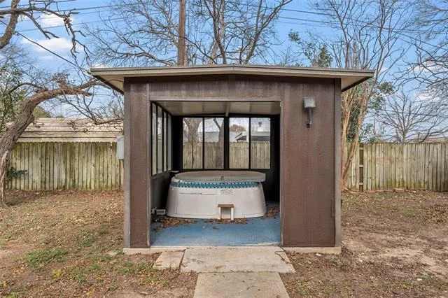 Photo of 9101 Midway Drive