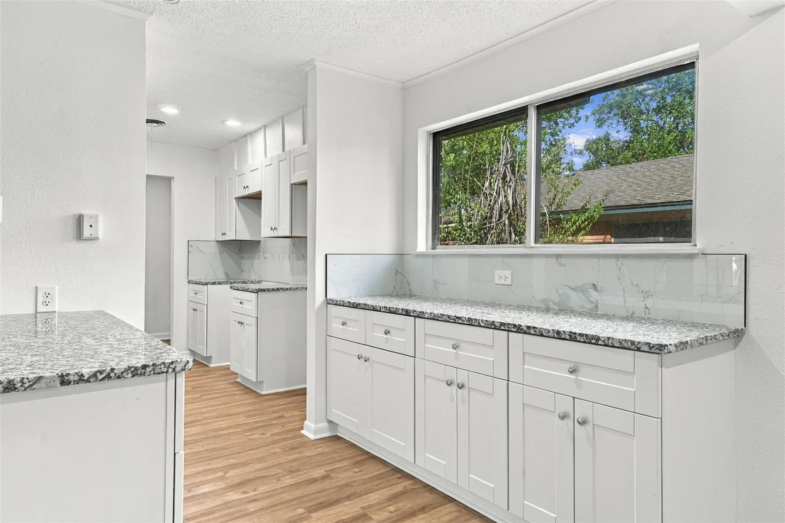 Photo of 1720 Mountainview Drive