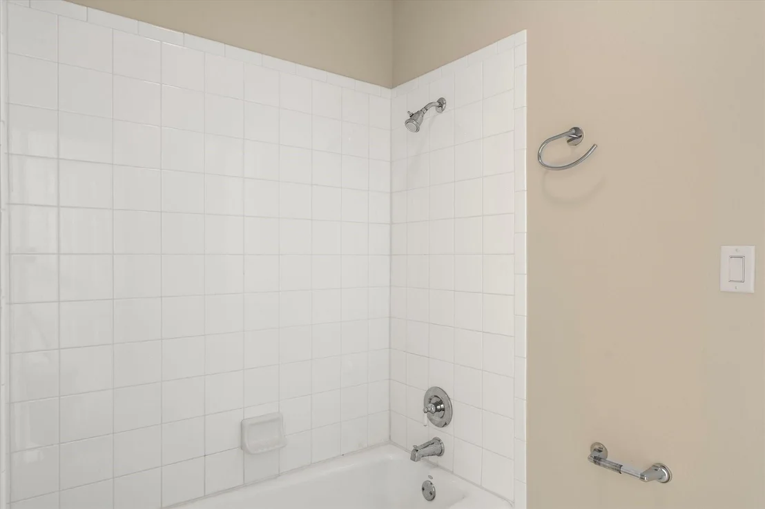 Photo of 1222 Private Road 5980