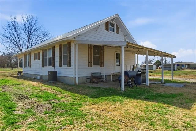 Photo of 18051 Brookfield Drive