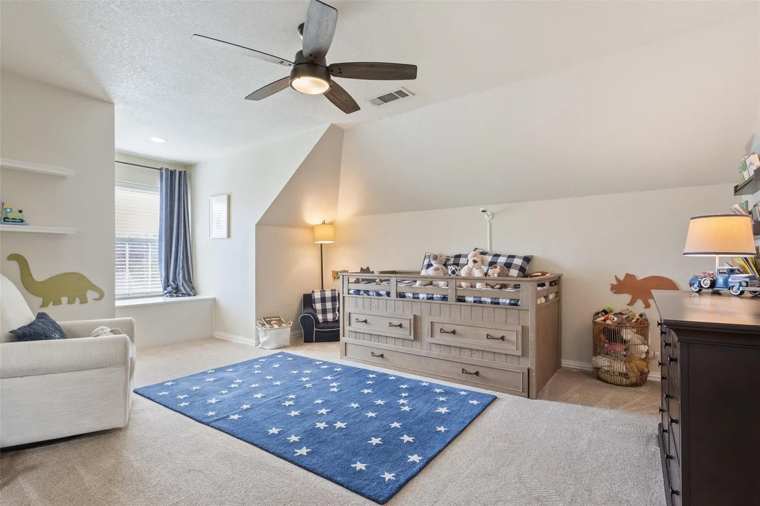 Photo of 319 Winding Creek Lane
