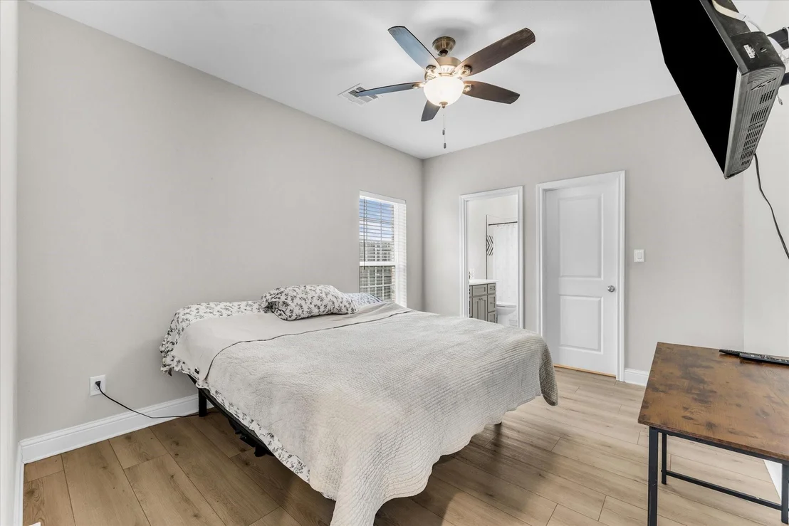 Photo of 370 Frederick Drive