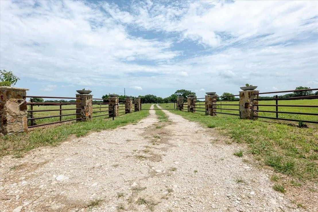 Photo of 2550 County Road 123