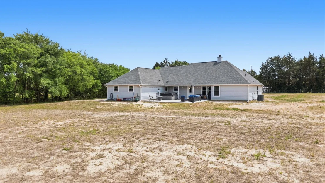 Photo of 8520 County Road 3614
