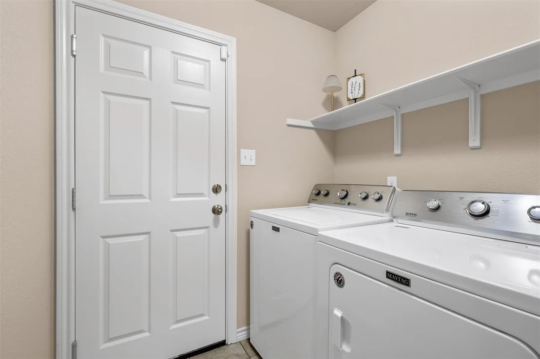 Photo of 905 Heston Circle