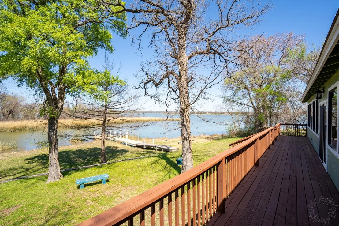 Photo of 9520 Heron Drive