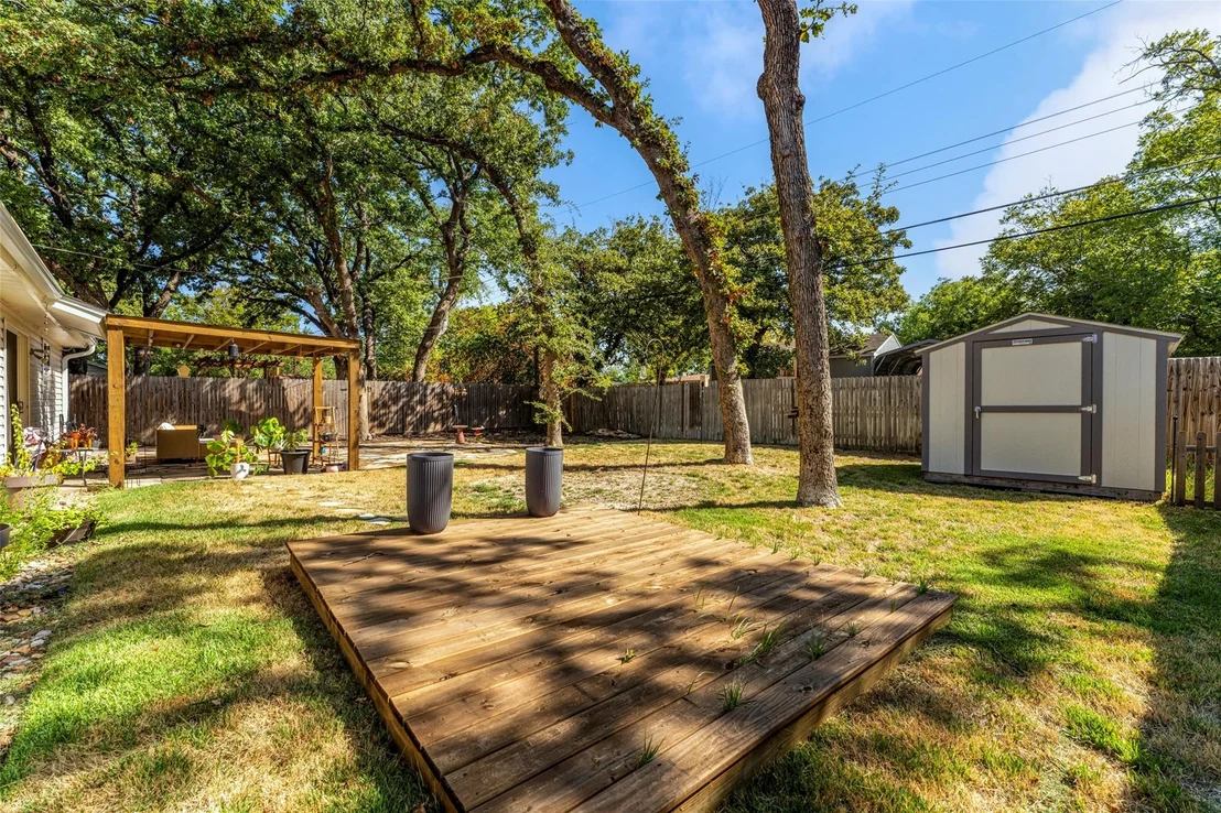 Photo of 805 Clover Park Drive