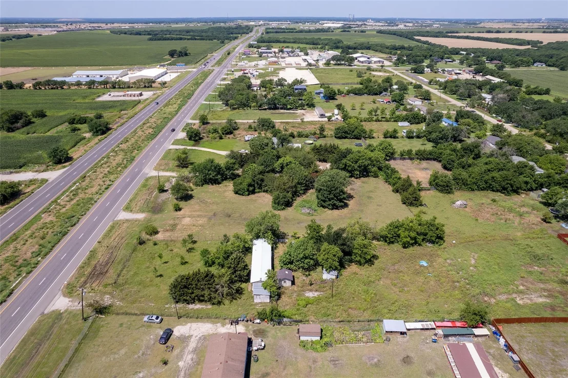Photo of 9917 E Highway 67