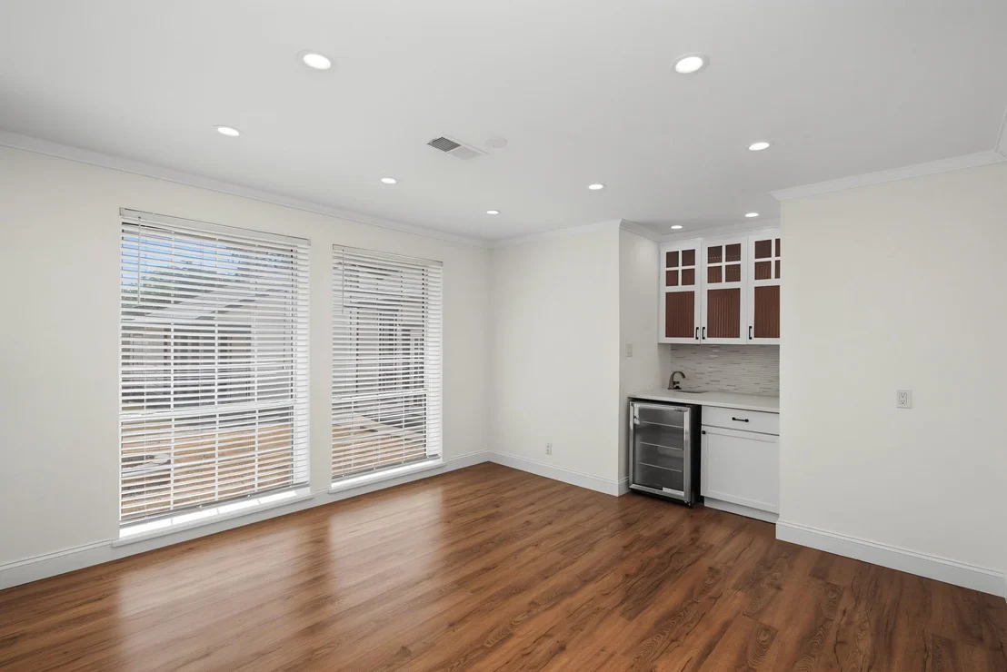 Photo of 3909 Trail Lake Drive