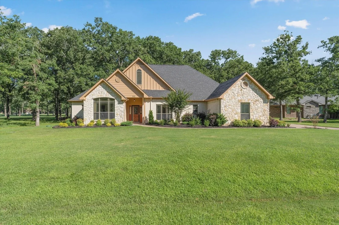 Photo of 181 Saint Andrews Drive