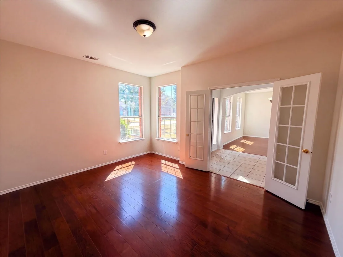 Photo of 217 Green Acres Drive