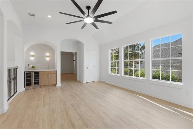 Photo of 8125 Sutherland Lane
