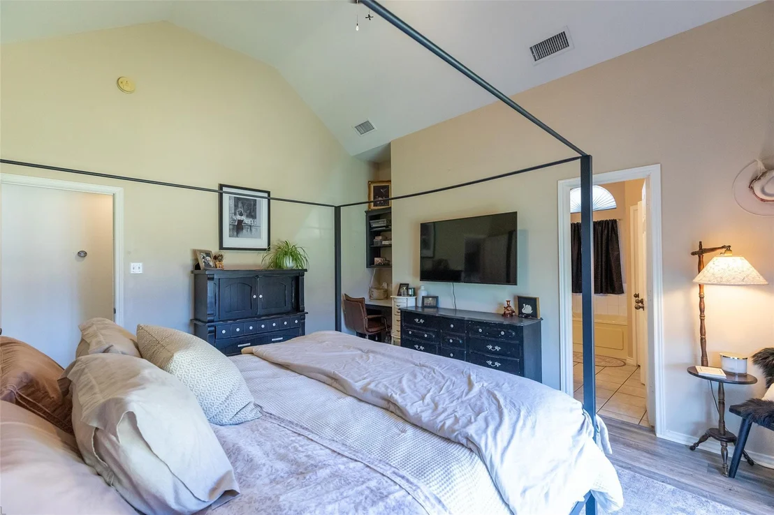 Photo of 4450 Cole Drive