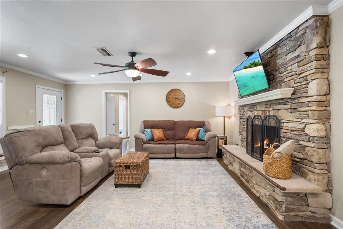 Photo of 1327 BRIDLE PATH Lane