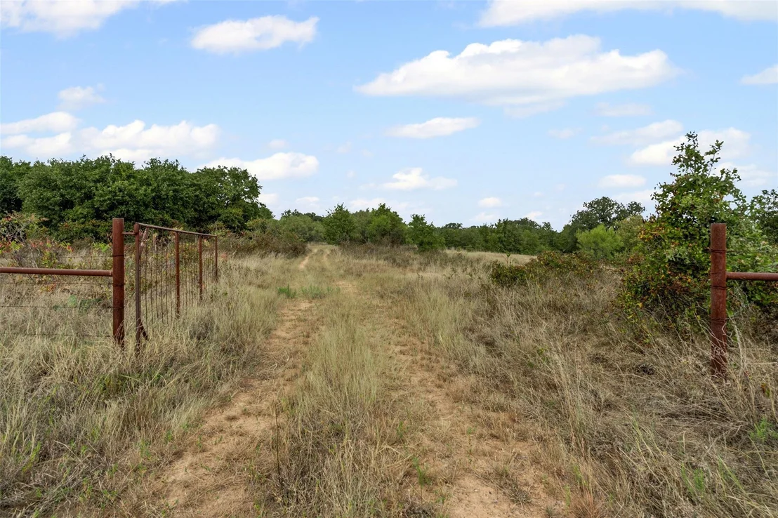 Photo of 451 County Road 4975