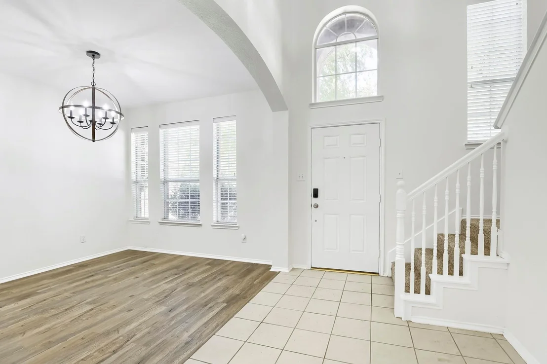 Photo of 5905 Big Pine Drive