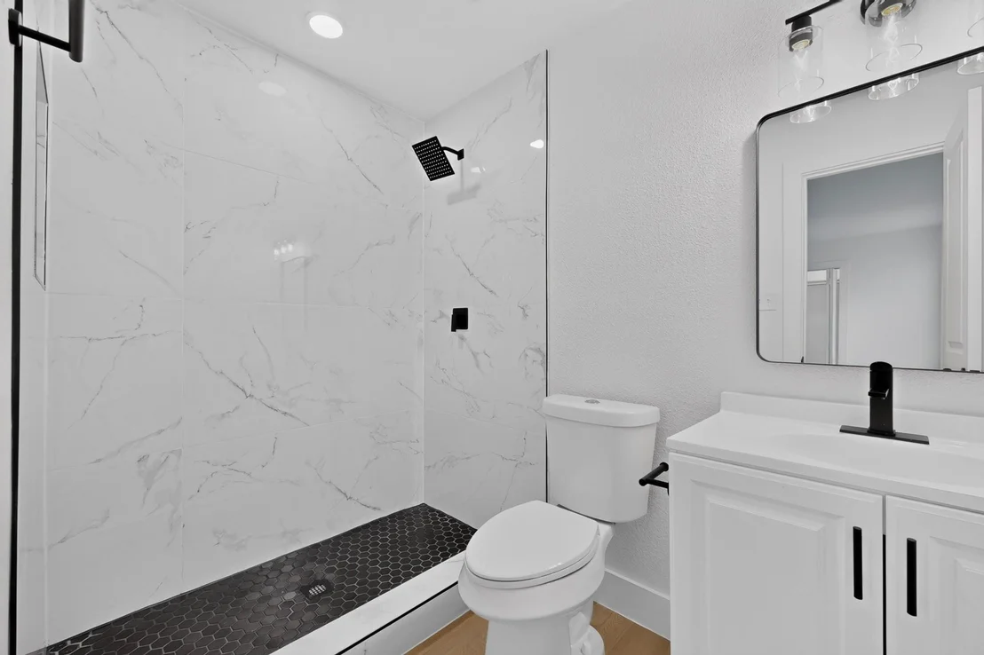 Photo of 808 Lilac Drive