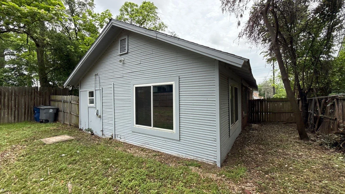 Photo of 2611 Pine Street