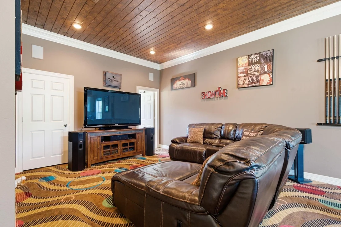 Photo of 10936 Deer Creek Drive