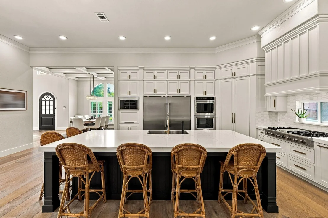 Photo of 5941 Tiburon Drive