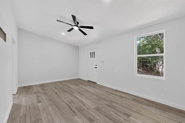 Photo of 550 Glen Oaks Boulevard