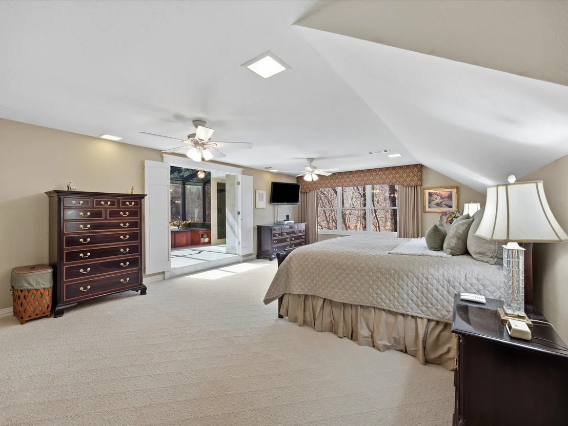 Photo of 625 Estates Drive