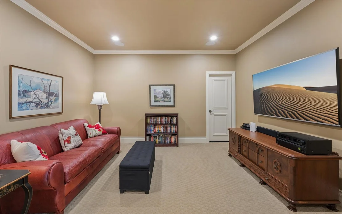 Photo of 6350 Memorial Drive