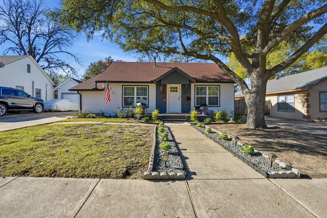 Photo of 2824 Ryan Avenue