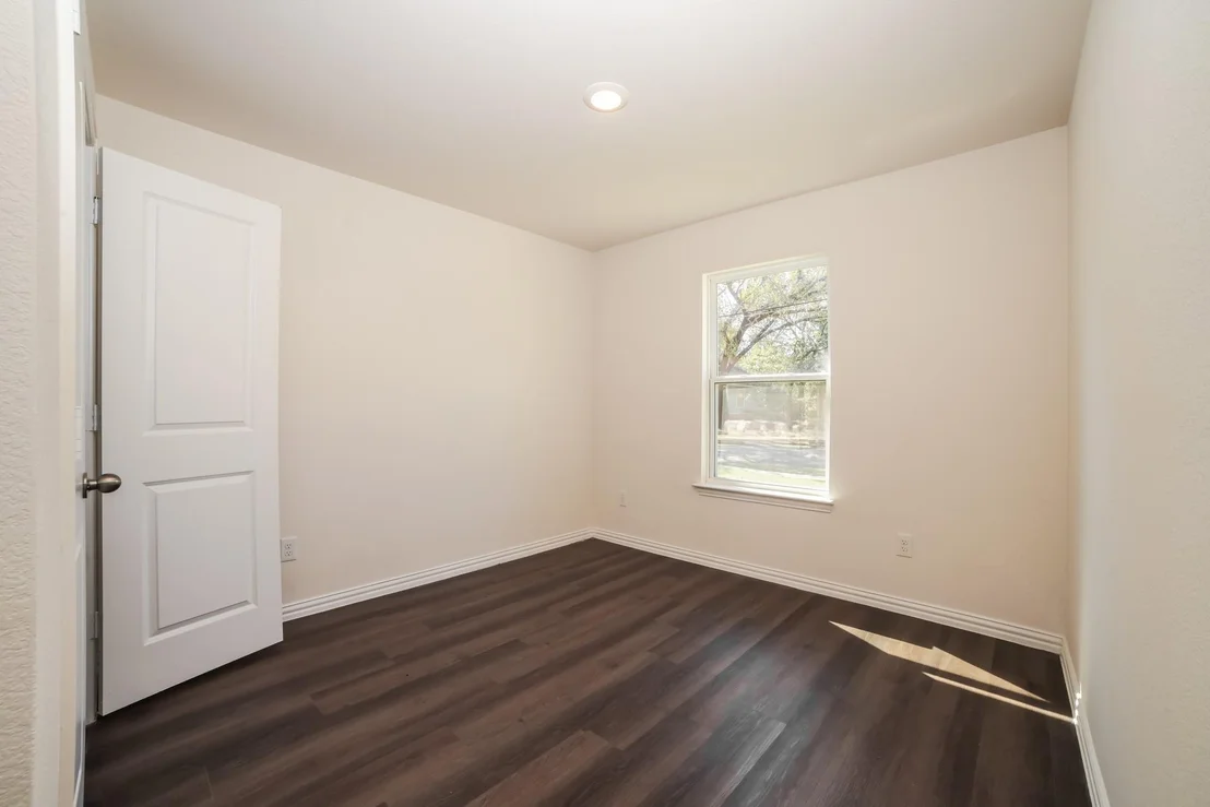 Photo of 823 Dawson Street
