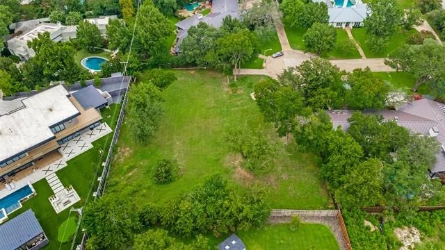 Photo of 5006 Pebblebrook Drive