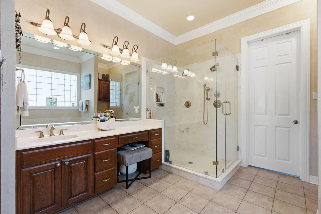 Photo of 10936 Deer Creek Drive