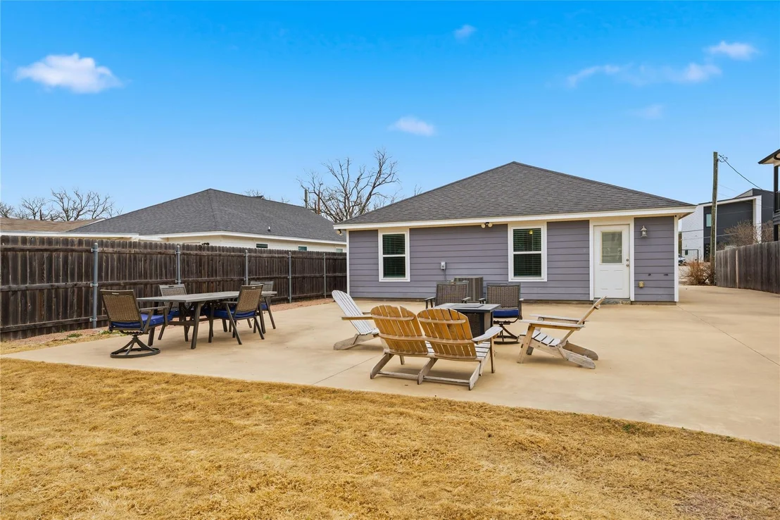 Photo of 1111 Primrose Drive