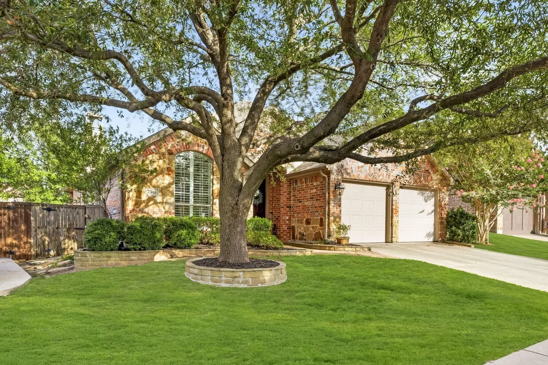 Photo of 7505 Willowbend Drive