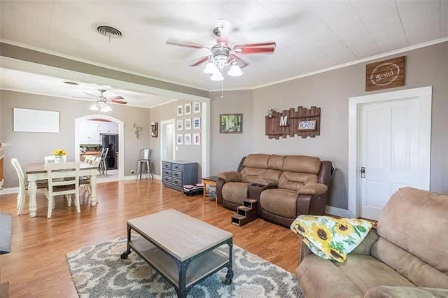 Photo of 712 Tanglewood Drive