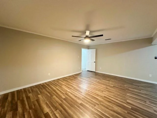 Photo of 302 W Highland Avenue