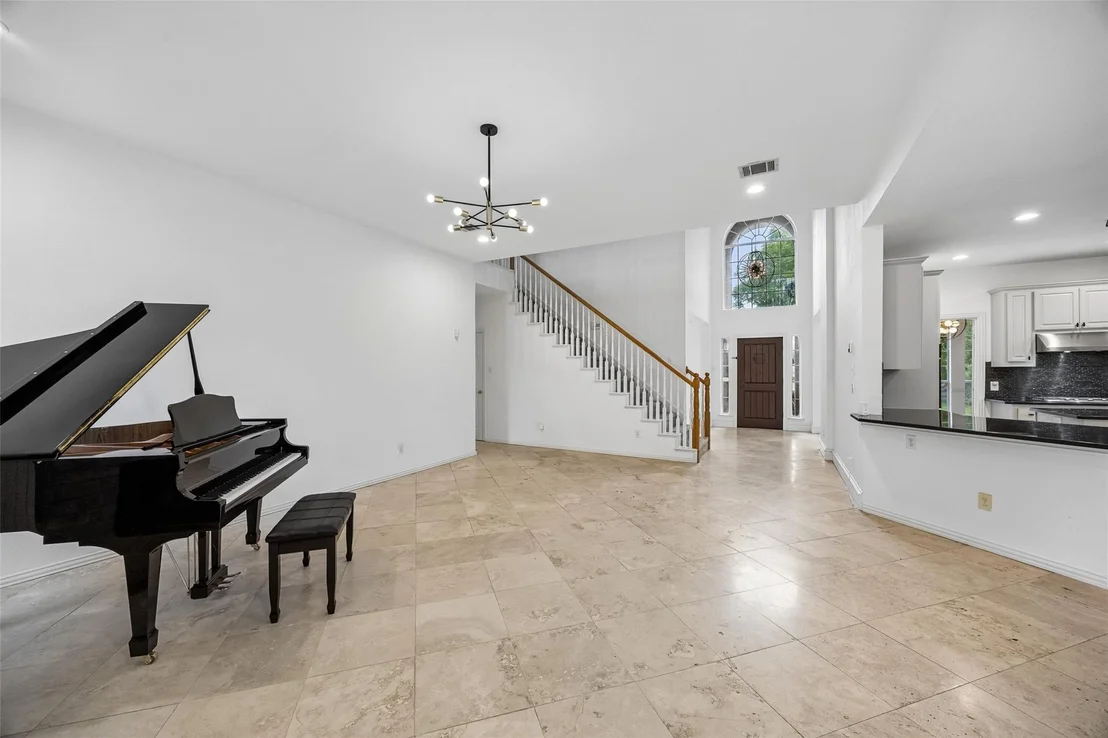 Photo of 2701 Oates Drive