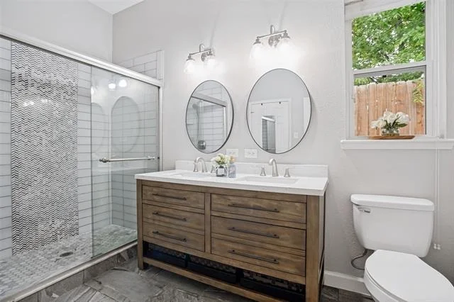 Photo of 3901 Denridge Lane