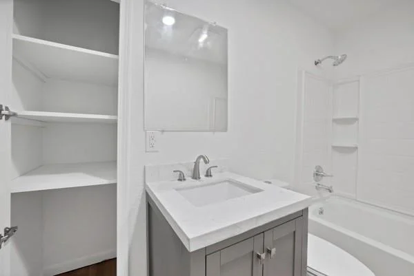 Photo of 3005 Maple Avenue