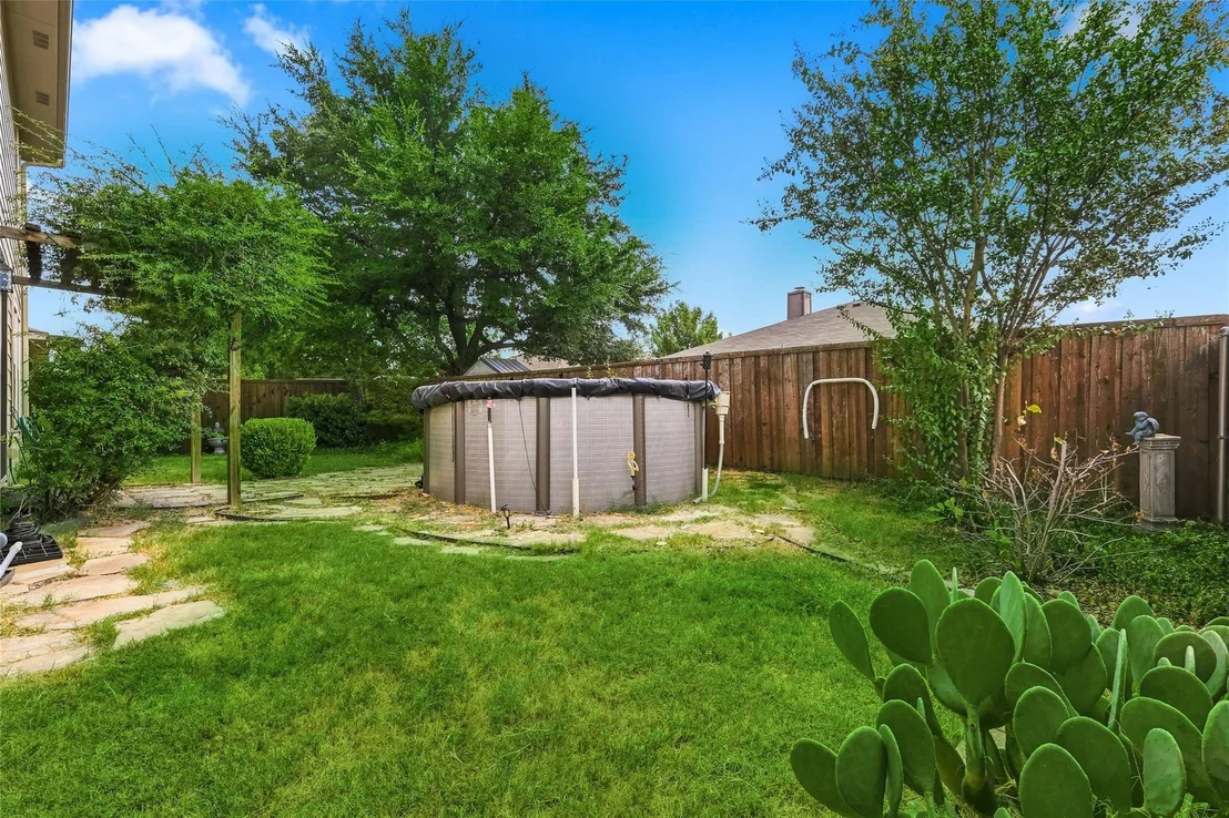 Photo of 2425 Glenhaven Drive